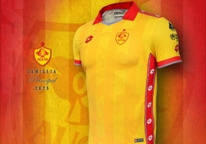 Camiseta Aucas