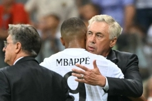 Carlo Ancelotti-Kylian Mbappe-supercopa europea-real-madrid-atalanta-2024