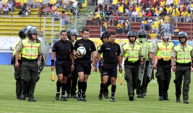 arbitro Daniel Salazar