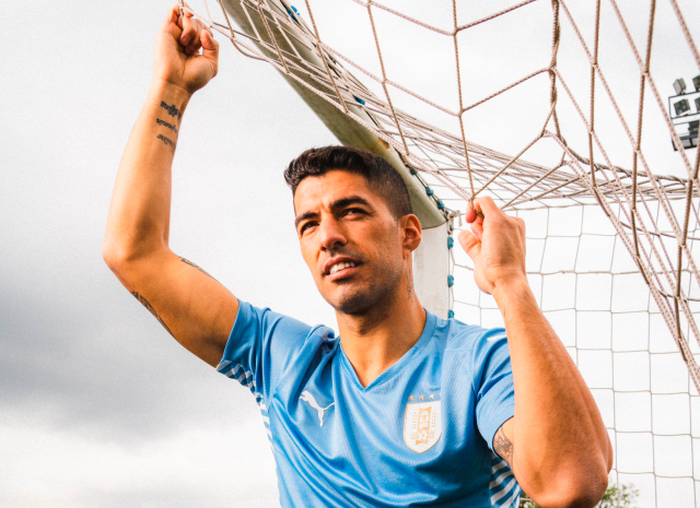 Luis Suarez Uruguay 2