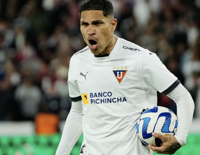 Paolo Guerrero 6