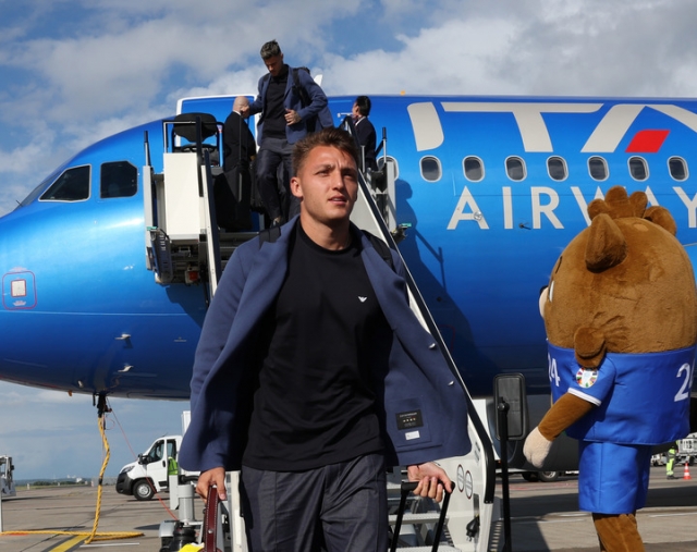 Mateo Retegui-Italia-team-arrival-uefa-euro-2024