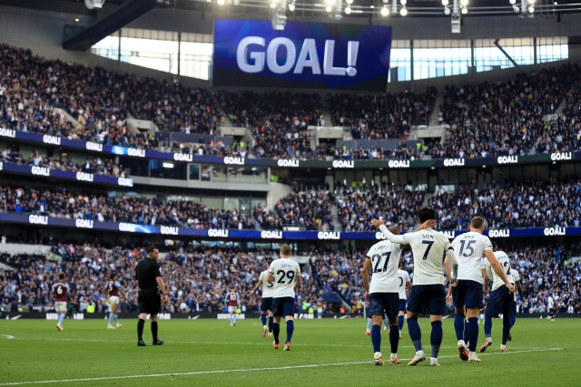 Tottenham 3